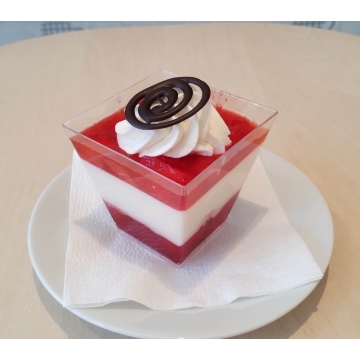 Panna cotta jahodová